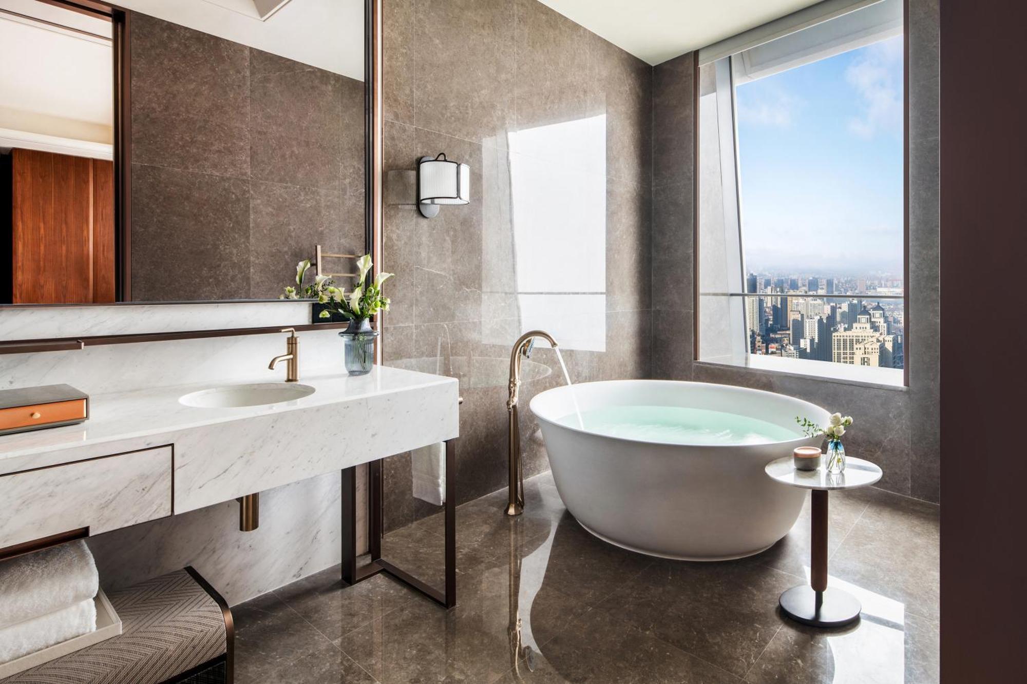 Four Seasons Hotel 大連市 エクステリア 写真