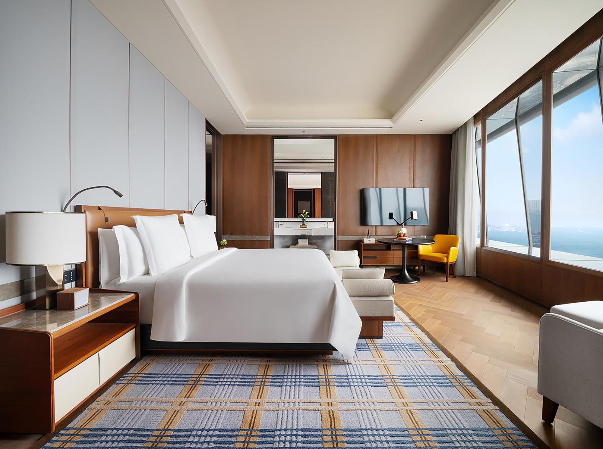 Four Seasons Hotel 大連市 エクステリア 写真