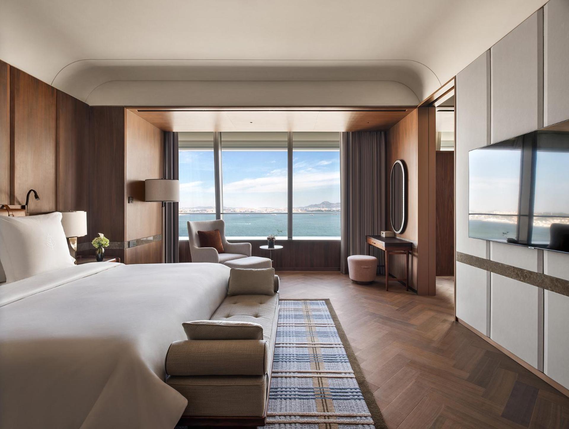 Four Seasons Hotel 大連市 エクステリア 写真